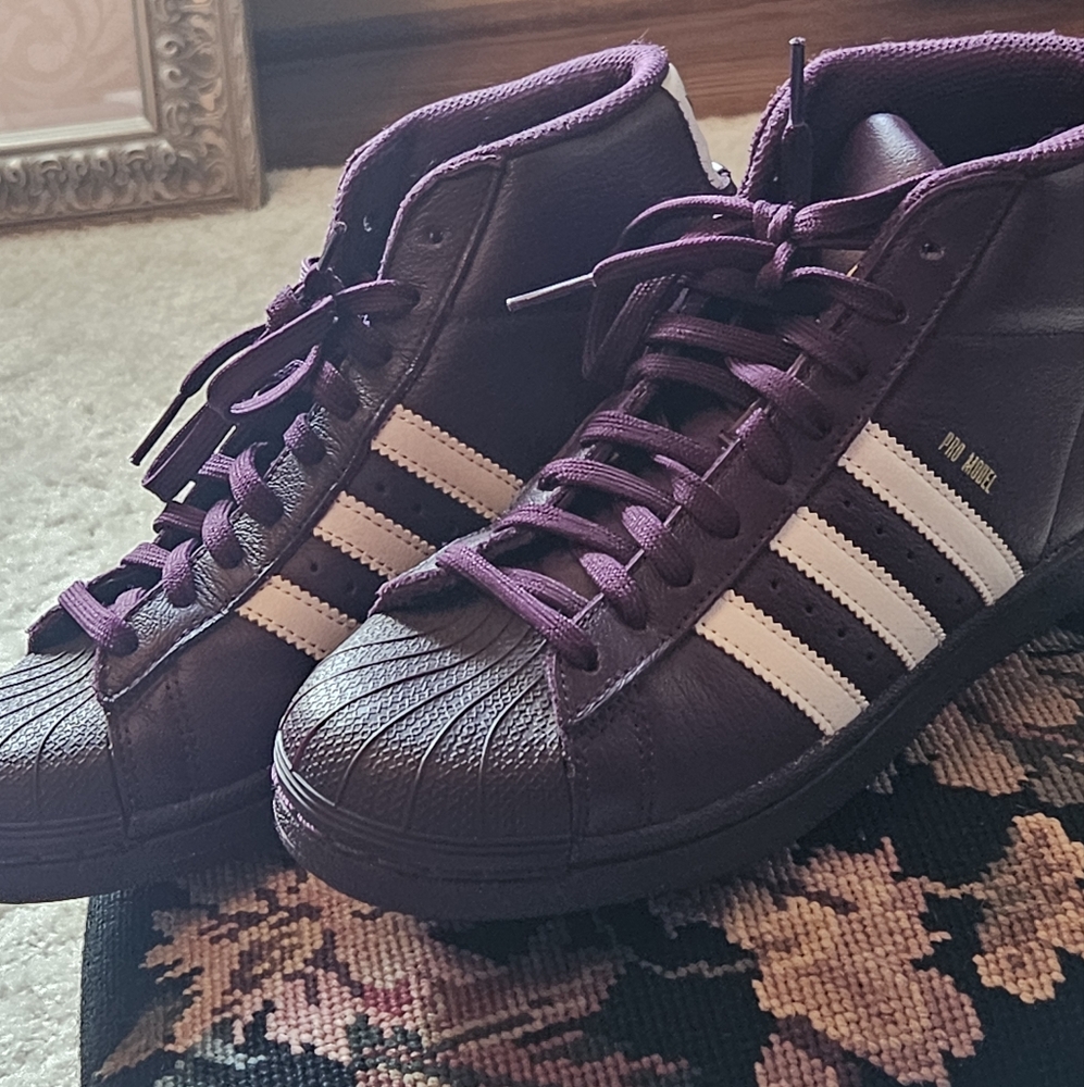 Pro Model J 'Red Night' Adidas